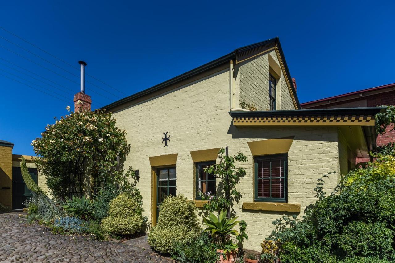 The Corinda Collection Hobart Quarto foto